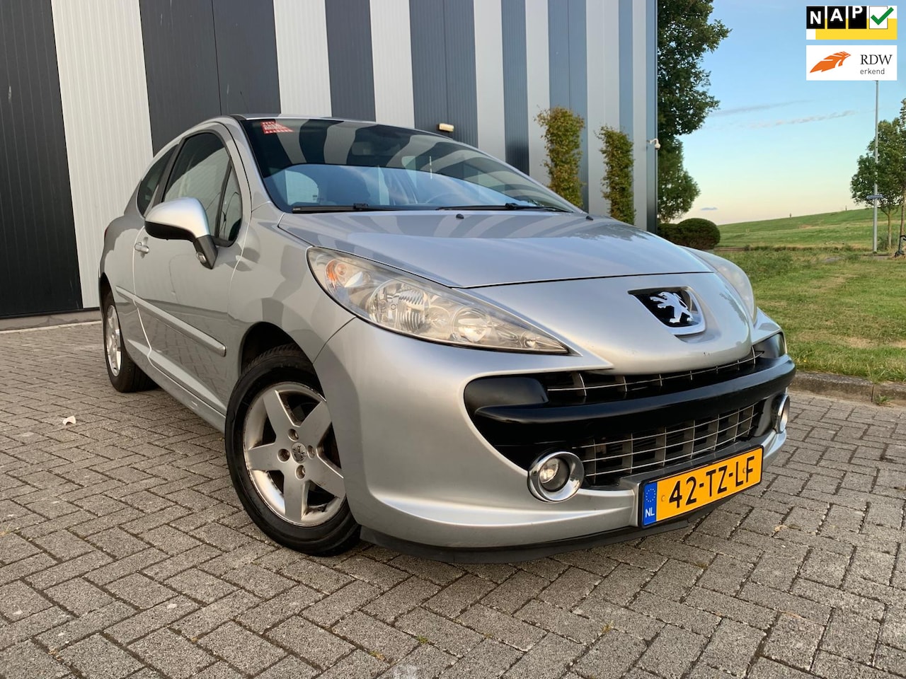 Peugeot 207 - 1.4-16V XS Pack Nw APK-Nw Koppeling/Beurt-Airco-ElekPakket - AutoWereld.nl