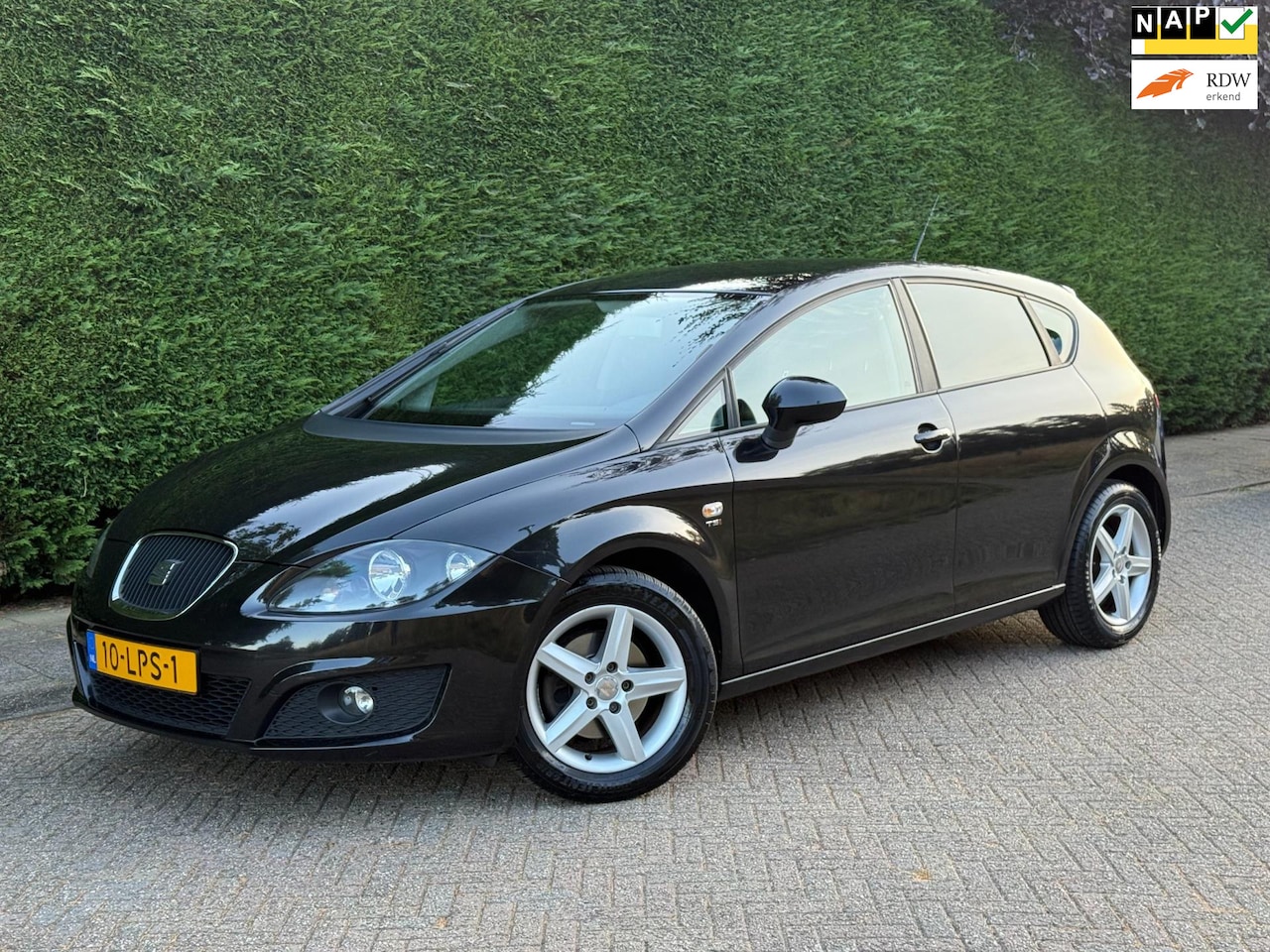 SEAT Leon - 1.4 TSI /6BAK/CRUISE/LAGEKM/RIJDTNIEUW!/ - AutoWereld.nl