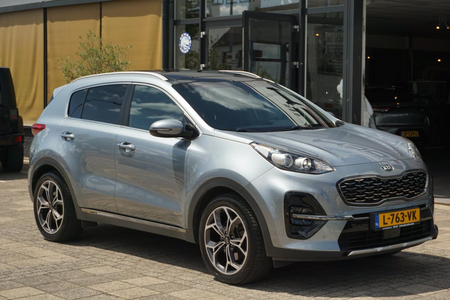 Kia Sportage - 1.6 T-GDI 4WD DynamicLine | PANO | LEER | Trekhaak | JBL - AutoWereld.nl