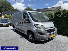 Peugeot Boxer - 330 2.2 HDI L2H1 XT | Airco | Cruise Control | Trekhaak | Camera | 3 Zits | Nieuwe APK