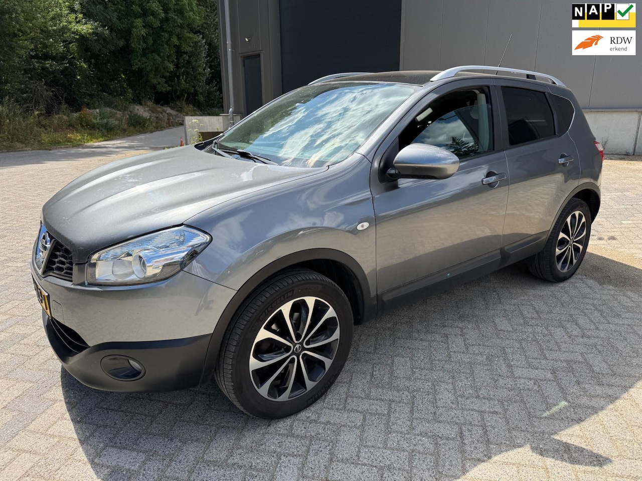 Nissan Qashqai - 1.6 Connect Edition Navi Pano Clima CruiseC Trekhaak Camera - AutoWereld.nl