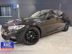 BMW 3-serie - 320i xDrive High Executive