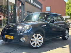 MINI Cooper - 1.6 Chili | Pano | Cruise control | Orgineel NL auto