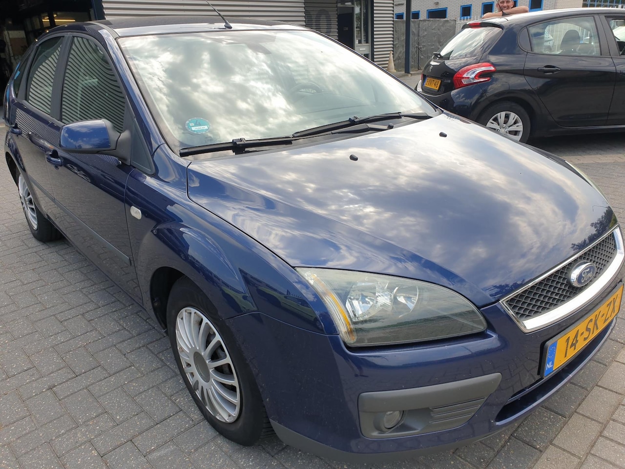 Ford Focus - 1.6-16V Futura 1.6-16V Futura - AutoWereld.nl