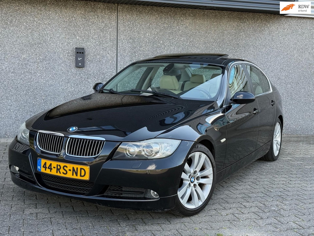 BMW 3-serie - 320i Dynamic Executive 320i Dynamic Executive - AutoWereld.nl