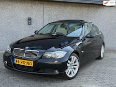 BMW 3-serie - 320i Dynamic Executive