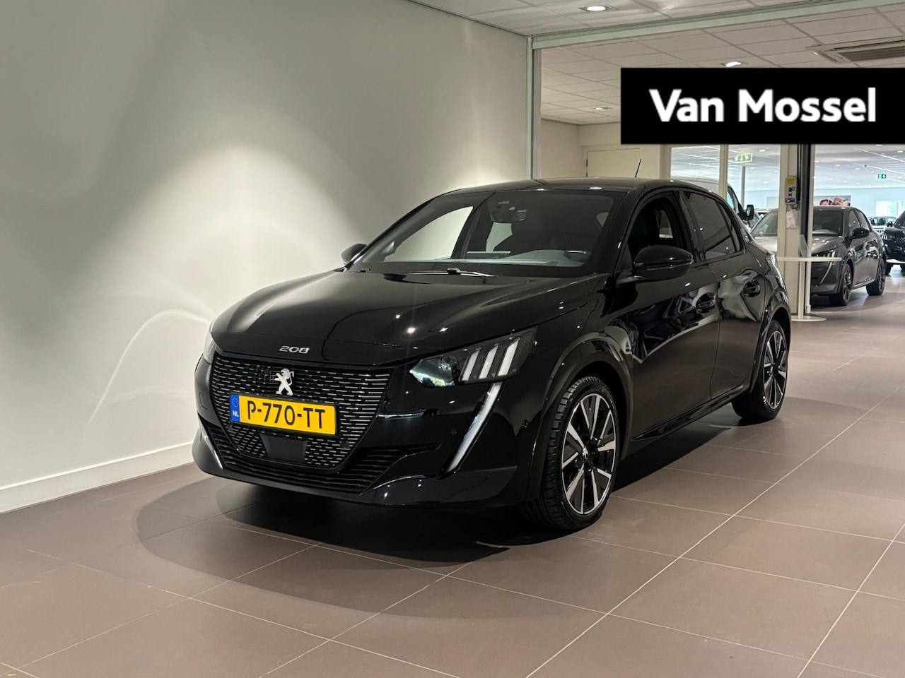 Peugeot 208 - 1.2 PureTech GT | Navigatie | Dodehoekdetectie | Sfeerverlichting | Camera | 3D Cockpit - AutoWereld.nl