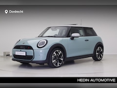 MINI Cooper S - 3-deurs 2.0 Classic L | Panorama | 18" | Stoelverwarmig | Harman Kardon | Head-Up