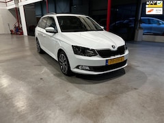 Skoda Fabia Combi - 1.4 TDI Drive / Airco / Trekhaak / Navi / Cruise / USB Aansluiting / Bluetoo