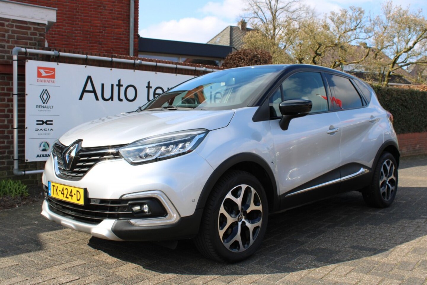 Renault Captur - TCe 90 pk Intens camers/dode hoek waarsch./parkeerass. - AutoWereld.nl