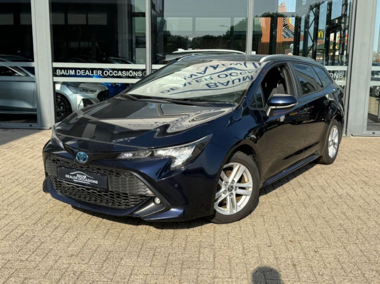 Toyota Corolla - 1.8 HYBRID 122PK SPORTS AUTOMAAT NAVI PDC SMART SAFETY+ - AutoWereld.nl