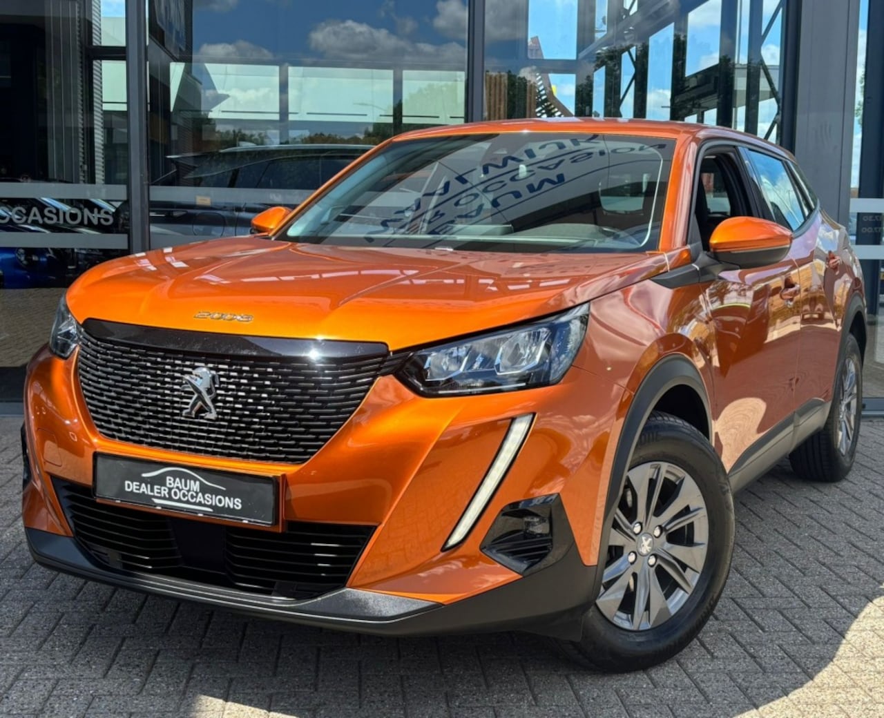 Peugeot 2008 - 1.2 ACTIVE 130PK AUTOMAAT AIRCO CRUISE NAVI PDC CAMERA. - AutoWereld.nl