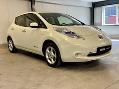 Nissan LEAF - Base 24 kWh (Clima / Camera / Cruise / NAP)