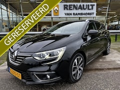 Renault Mégane Estate - 1.3 TCe 160pk Bose / Automaat / Panorama / Camera / PDC A / Stoelverw. / 17'' LMV /