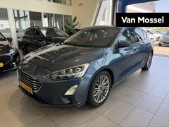 Ford Focus - 1.0 EcoBoost Titanium Business 17'' | Trekhaak | ACC | Keyless Entry | Apple Carplay & And