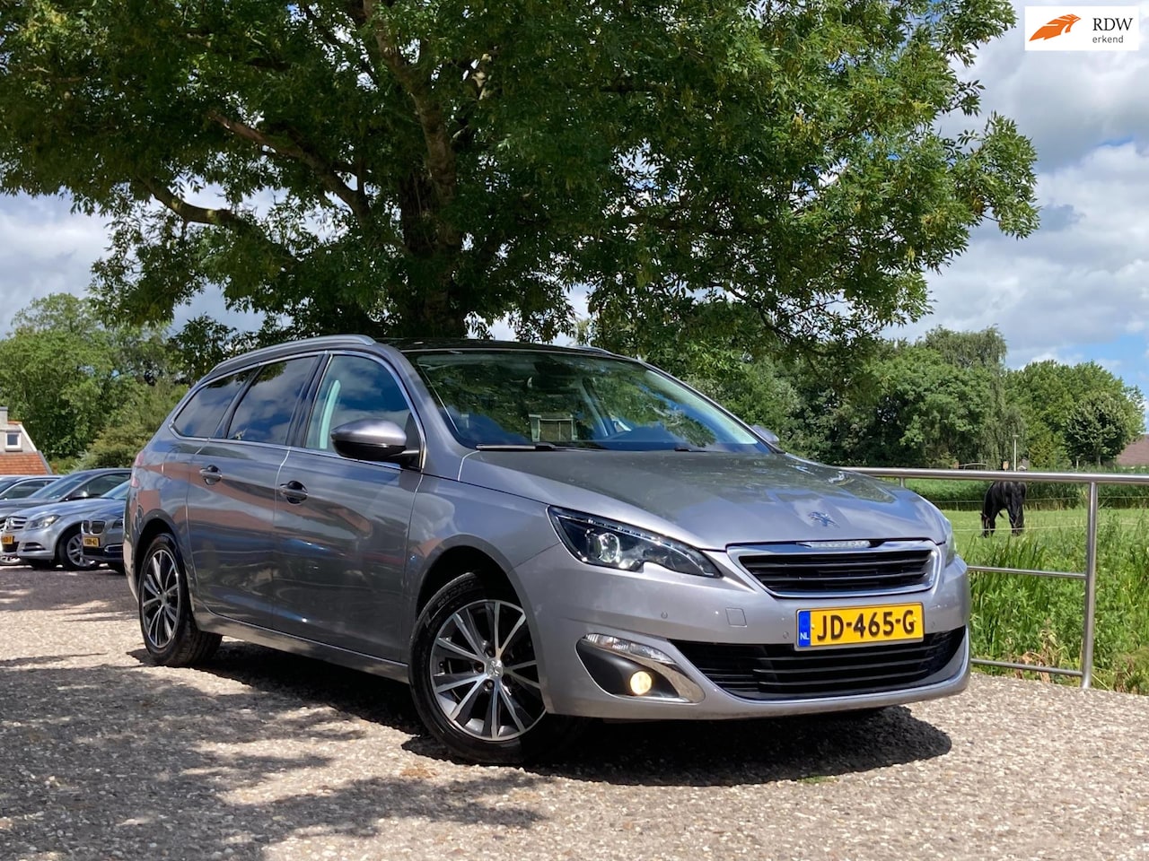 Peugeot 308 SW - 1.2 Lease Premium | PDC + Pano + Navi + Clima + Cruise nu €7.450,-!! - AutoWereld.nl