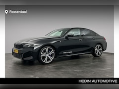 BMW 3-serie - Sedan 320i M-Sport Pro | Schuifdak | 19" | Harman Kardon | Camera | Elektrische trekhaak |