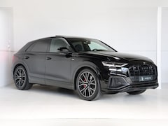 Audi Q8 - 55 TFSI e Quattro S-line Pano/360cam/Softclose/Stoelvent/Head up