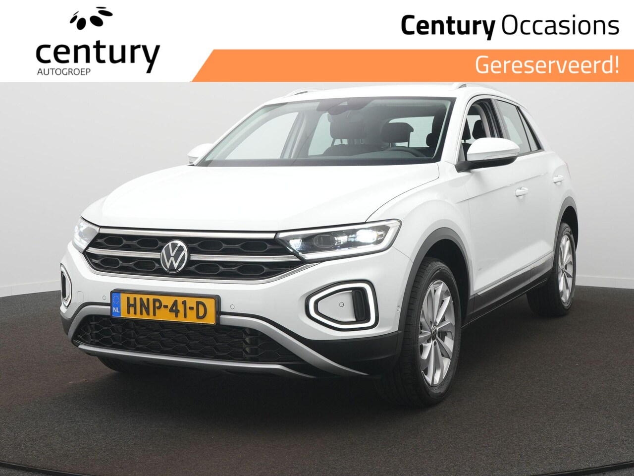 Volkswagen T-Roc - 1.5 TSI Style DSG / Camera / Virtual / Climate / Adap. Cruise - AutoWereld.nl