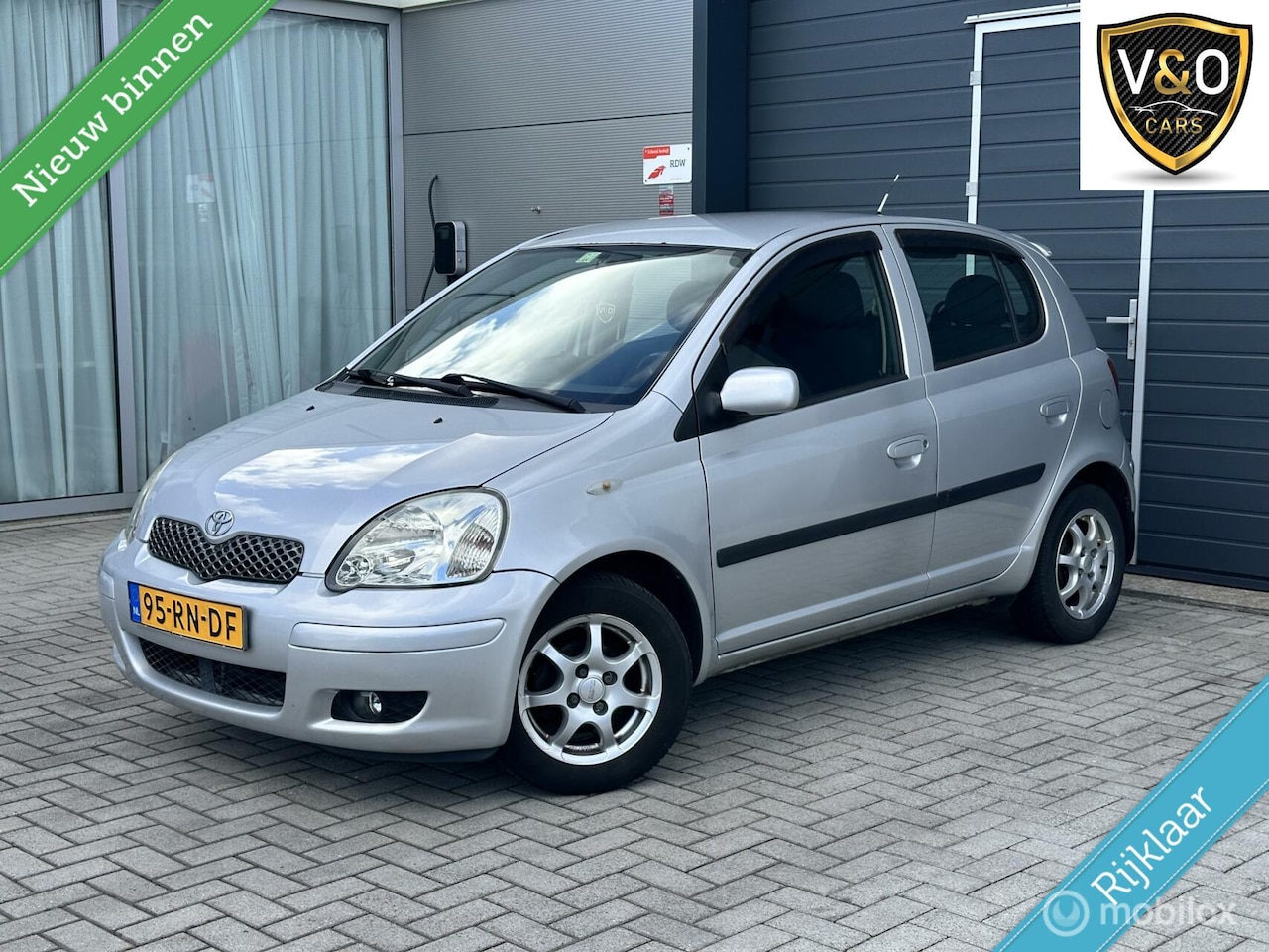 Toyota Yaris - 1.3 VVT-i S-Line 1.3 VVT-i S-Line - AutoWereld.nl
