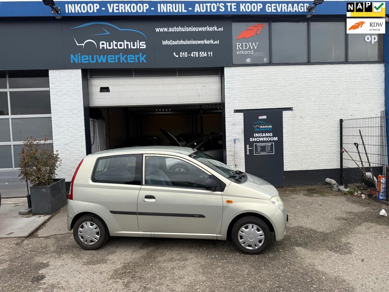 Daihatsu Cuore - 1.0-12V Nagano-Automaat- met elektrisch pakket, NAP en een ruime APK!!! - AutoWereld.nl