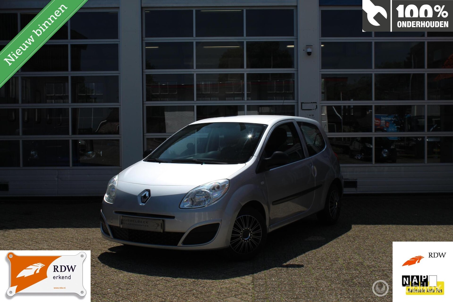 Renault Twingo - 1.2 Authentique Stuurbekrachtiging Elektrische Ramen Radio/CD Isofix Leuke Auto APK t/m 23 - AutoWereld.nl