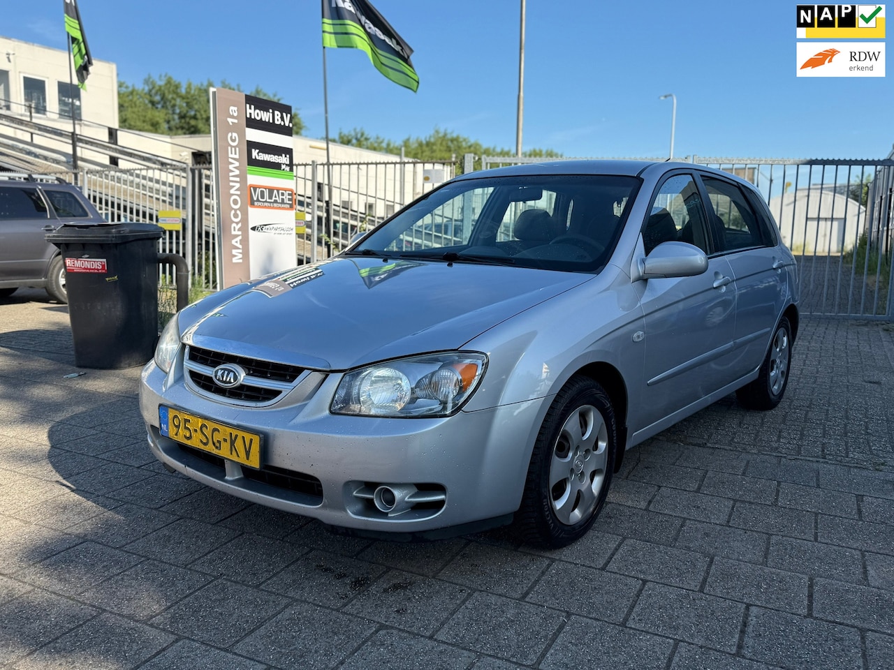 Kia Cerato - 1.6-16V LX GOEDONDERHOUDEN - AutoWereld.nl