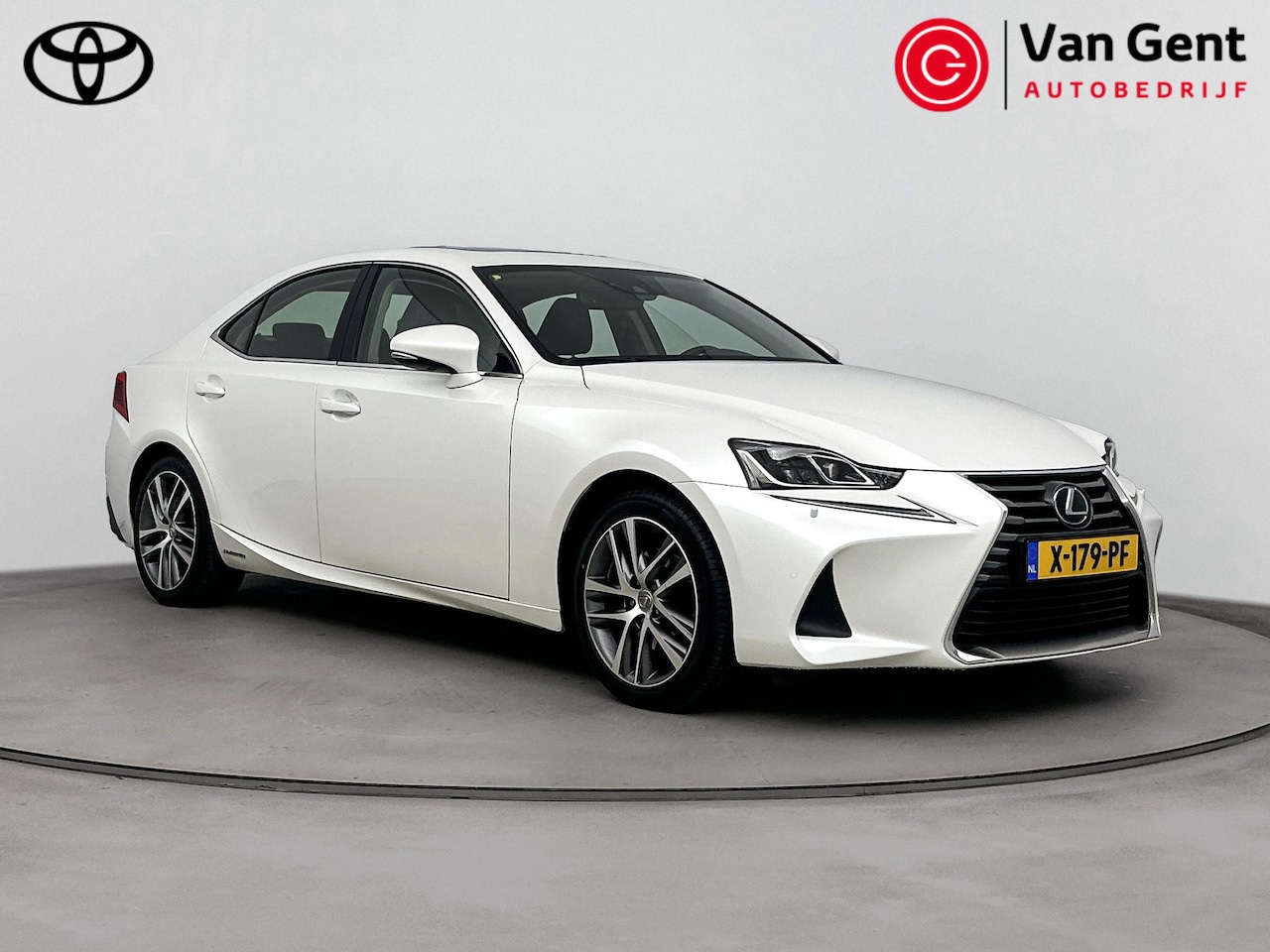 Lexus IS - 300h Hybrid Business Line | Panoramadak | Lederen bekleding - AutoWereld.nl