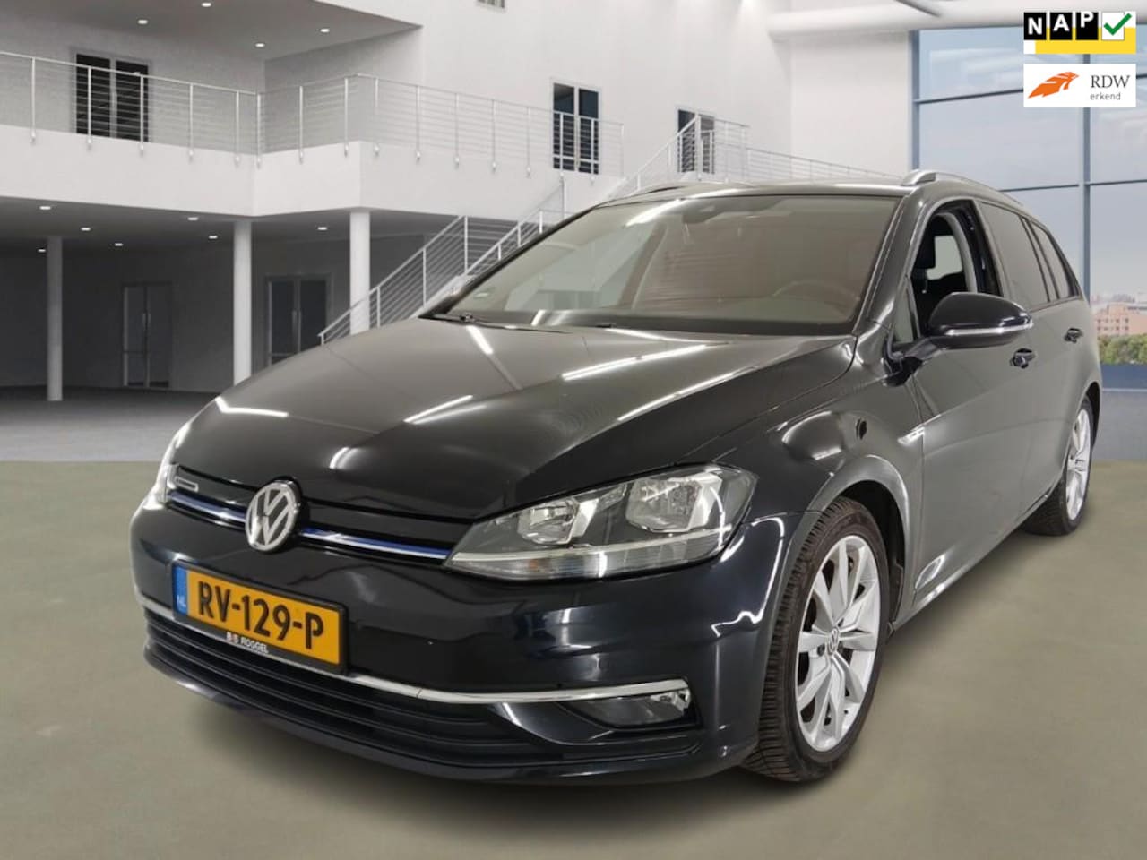 Volkswagen Golf Variant - 1.5 TSI Comfortline Business EXPORT - AutoWereld.nl