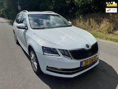 Skoda Octavia Combi - 2.0 TDI Greentech Style Business