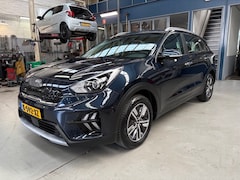 Kia Niro - 1.6 GDi Hybrid 141pk DCT6 DynamicLine | Apple carplay / Android auto | Navigatie | Camera