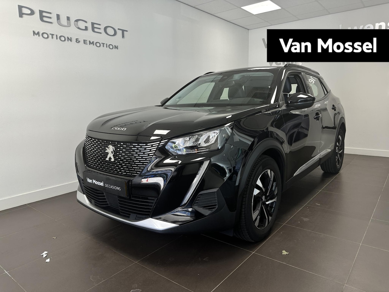 Peugeot 2008 - 1.2 PureTech Allure | Navigatie | Camera | Apple Carplay/Android Auto | Keyless Entry & St - AutoWereld.nl