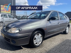 Renault Mégane - 1.4-16V RN 99.370 km nap