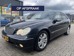 Mercedes-Benz C-klasse - 180 K. AUTOMAAT AIRCO NAVI