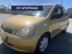 Toyota Yaris - 1.3-16V VVT-i Luna
