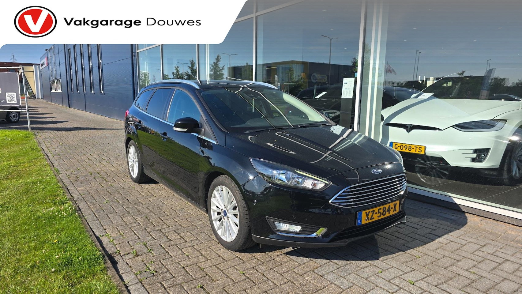Ford Focus Wagon - 1.0 Titanium | Navi | Cruise | Stoelverwarming | Trekhaak | 360° sensoren | Camera | Keyle - AutoWereld.nl