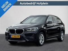 BMW X1 - sDrive18i High Executive | Automaat | Cruise | Camera | Navi | Stoelverwarming | Clima ( V