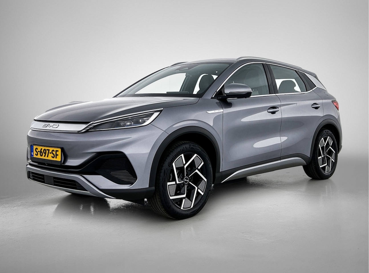 BYD Atto 3 - Design 60 kWh | V2L kabel | Elektrische achterklep | 15,6 " multimediascherm | Vegan Leder - AutoWereld.nl