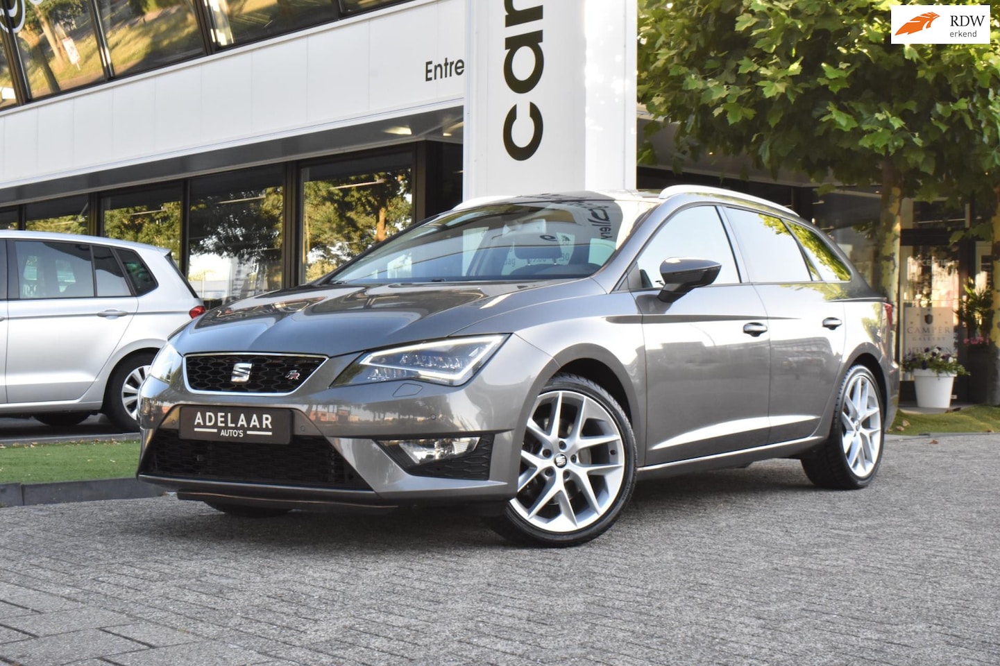 SEAT Leon ST - 1.8 TSI FR ALCANTARA, NAVI, XENON, CRUISE, STOELVERWARMING - AutoWereld.nl