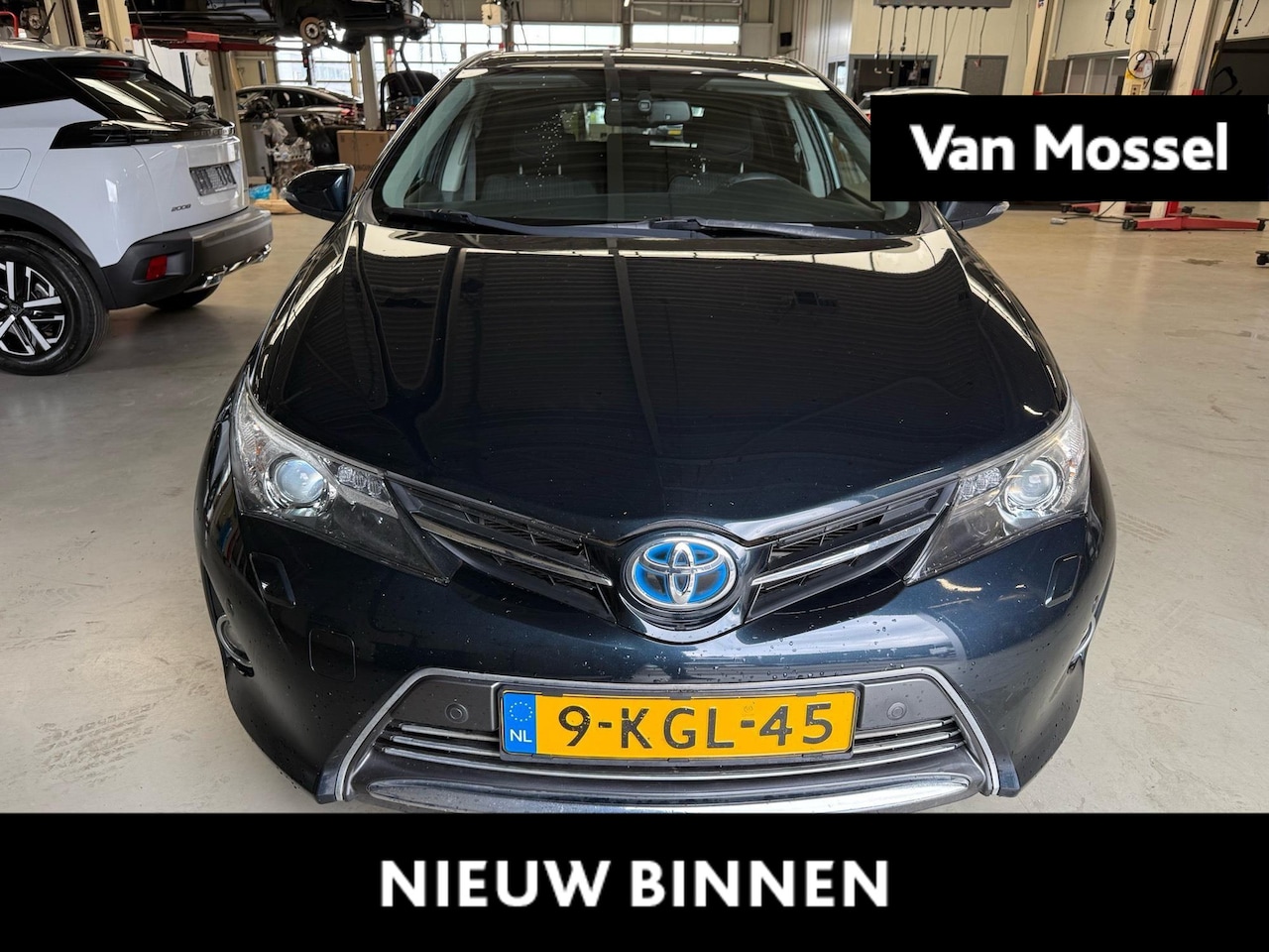 Toyota Auris - 1.8 Hybrid Lease Pro 1.8 Hybrid Lease Pro - AutoWereld.nl
