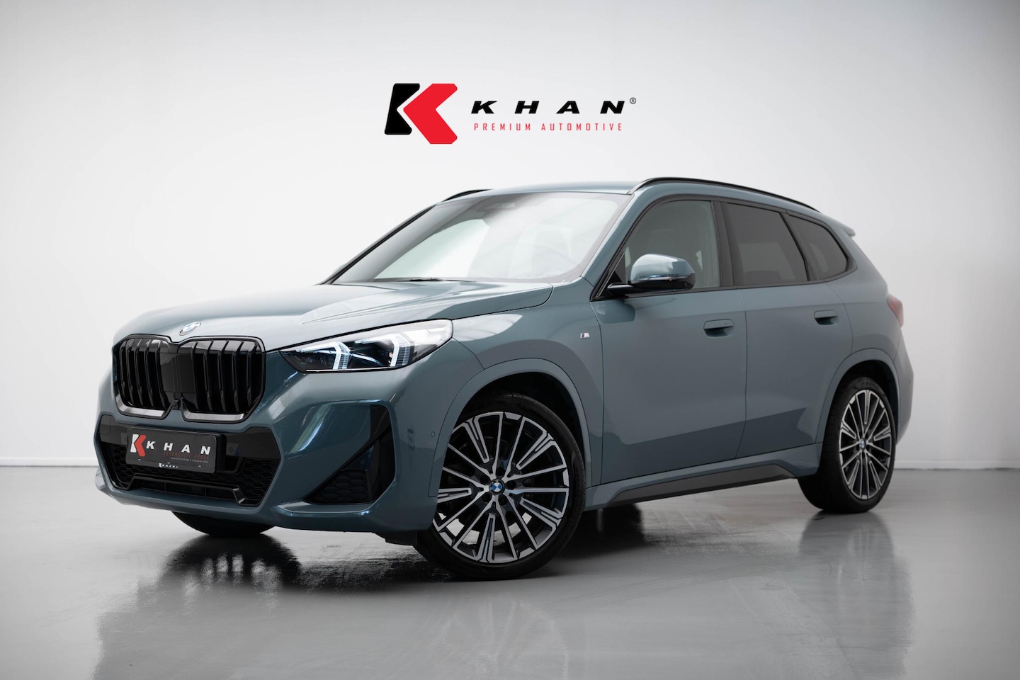BMW X1 - xDrive23i M-Sport |Pano|Memory|HUD|Harman/Kardon|360| - AutoWereld.nl