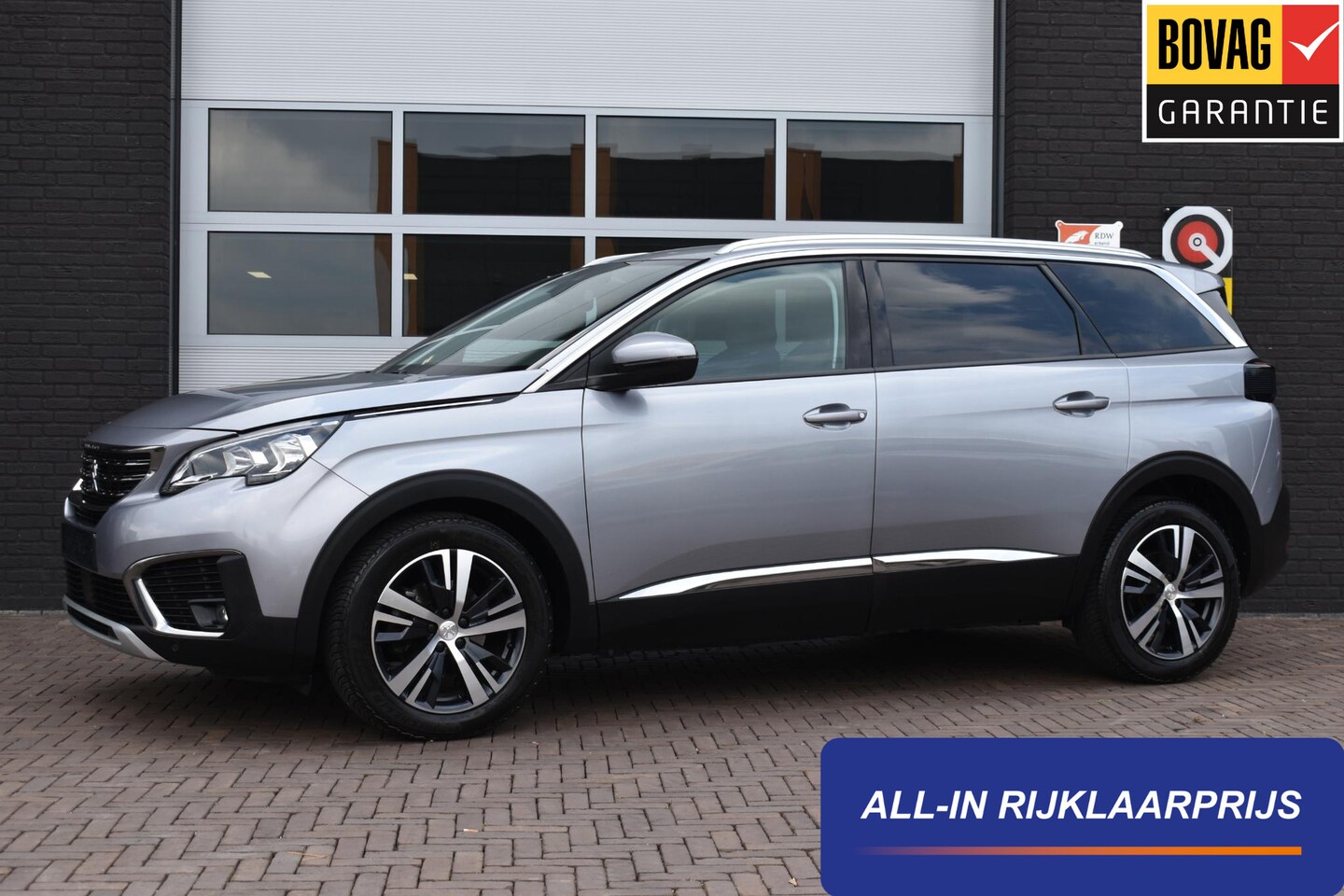 Peugeot 5008 - 1.2 PureTech 130PK Aut. Allure | Navi | 5 pers. | Incl. garantie - AutoWereld.nl
