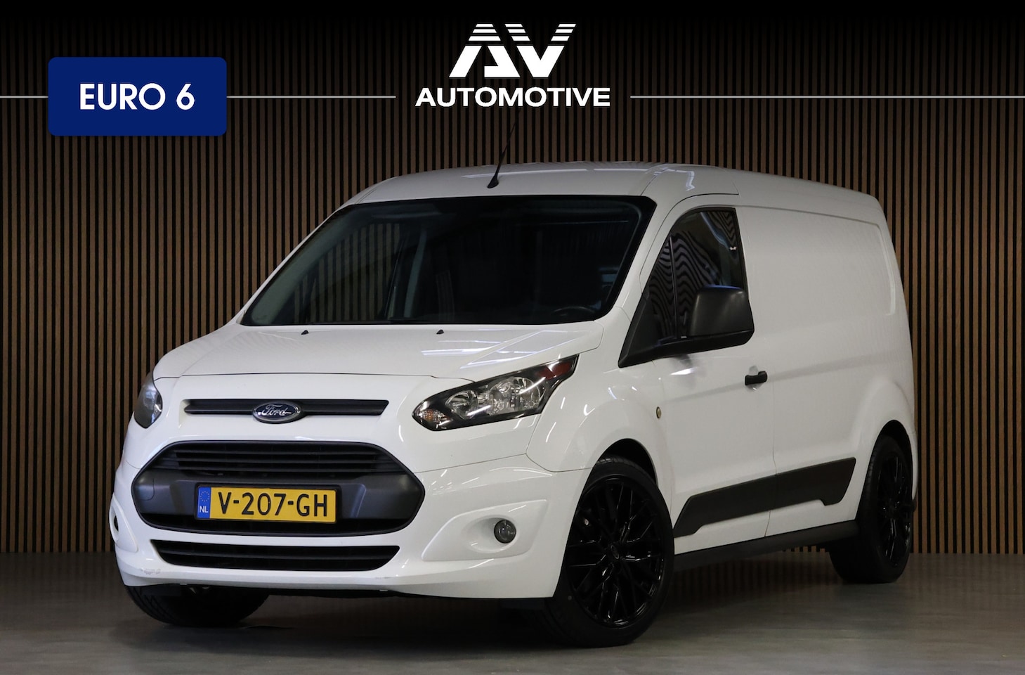 Ford Transit Connect - 1.5 TDCI L2 | 3-Zitter | Camera | Navigatie | CarPlay | Cruise control | Trekhaak | Airco - AutoWereld.nl