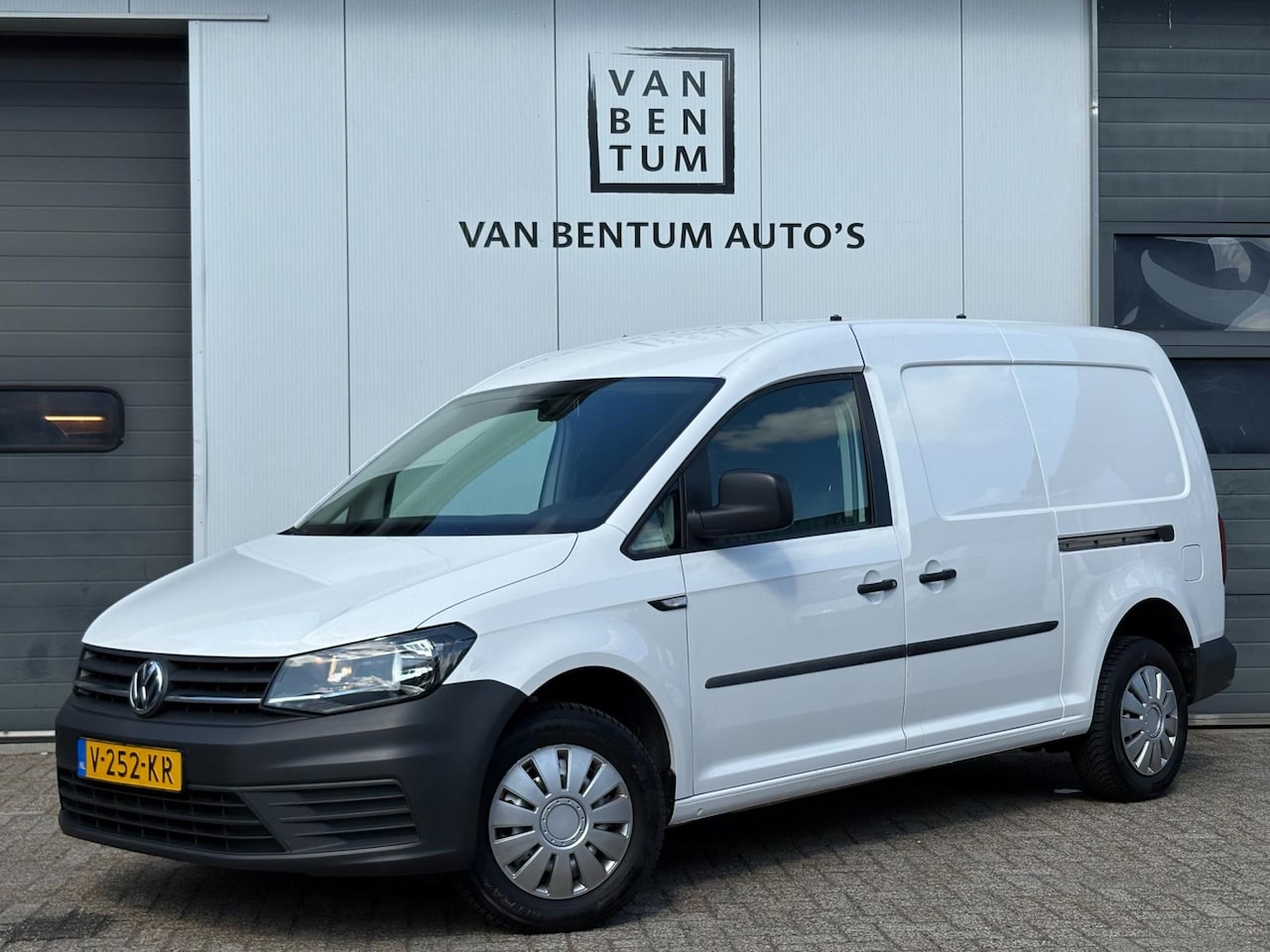 Volkswagen Caddy Maxi - 2.0 TDI L2 Airco Trekhaak 2x Schuifdeur EURO 6 - AutoWereld.nl