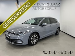 Volkswagen Golf - 2.0 TDI 150PK AUTOMAAT/ ACTIVE Business / Panodak / Camera / Head-up /