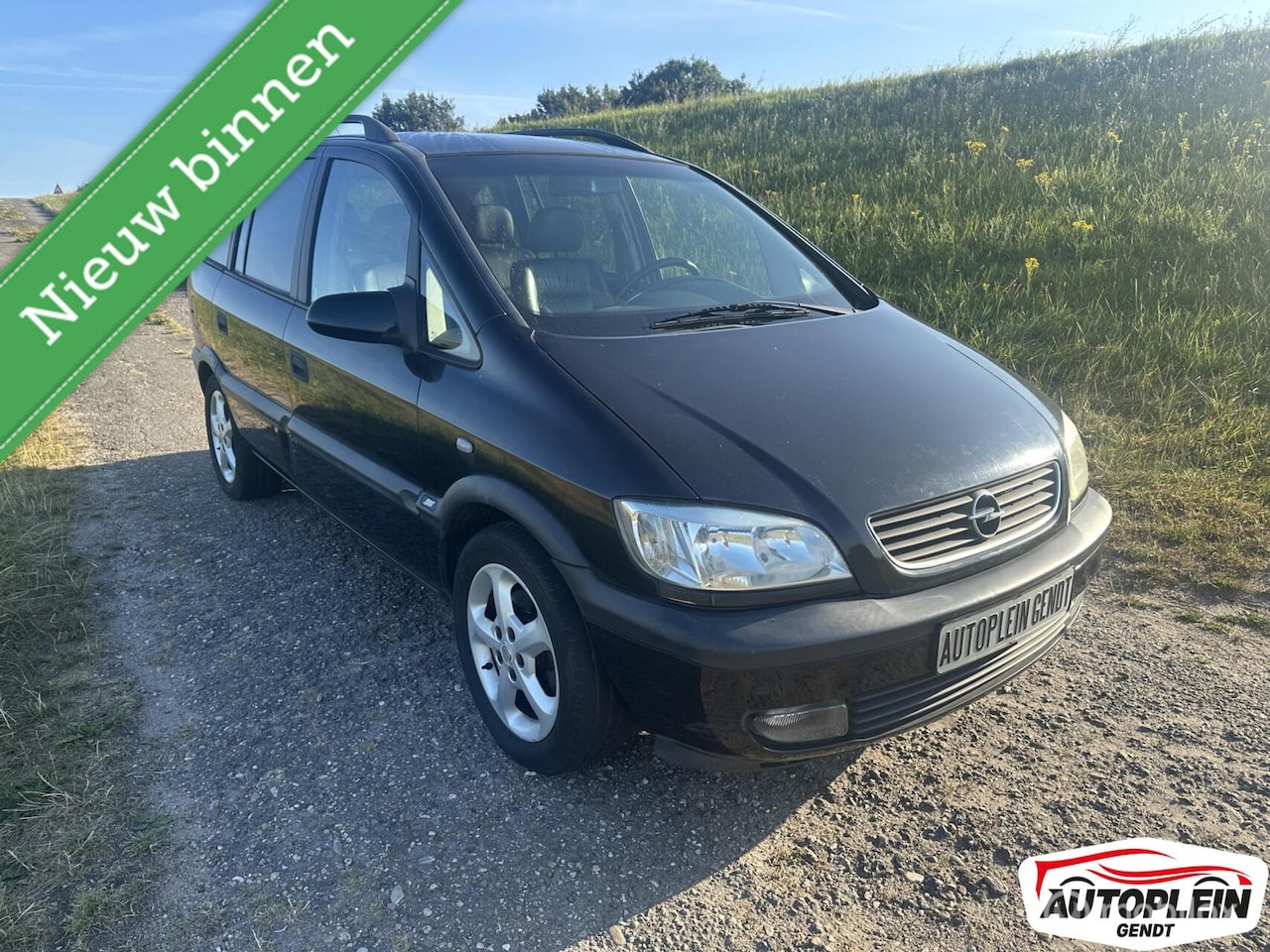 Opel Zafira - 1.8-16V Elegance SPORT! 7 persoons! - AutoWereld.nl