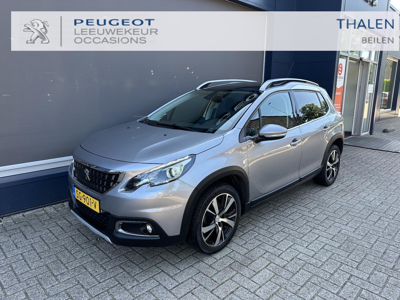 Peugeot 2008 - 1.2 110pk Allure | Navigatie | Touch Screen | Panoramadak | Aplle Carplay | Achteruitrij-C - AutoWereld.nl