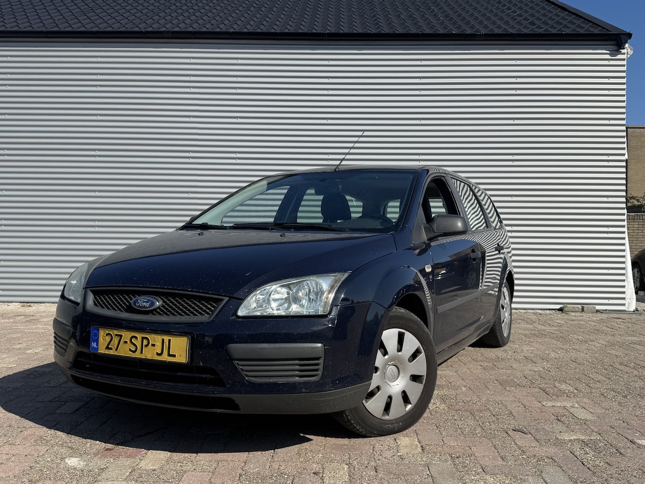 Ford Focus Wagon - 1.6-16V Champion | Nieuw Binnen! | APK 03-02-2026 | Trekhaak | Cruise - AutoWereld.nl