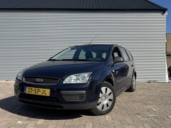 Ford Focus Wagon - 1.6-16V Champion | Nieuw Binnen | APK 03-02-2026 | Trekhaak | Cruise