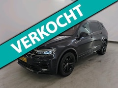 Volkswagen Tiguan Allspace - 1.5 TSI 150pk Automaat Highline Business R-Line 7 Persoons | Trekhaak | Camera | Winter &